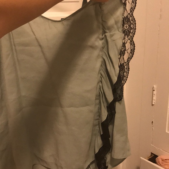 Zara cami with lace ruffle - Picture 2 of 4